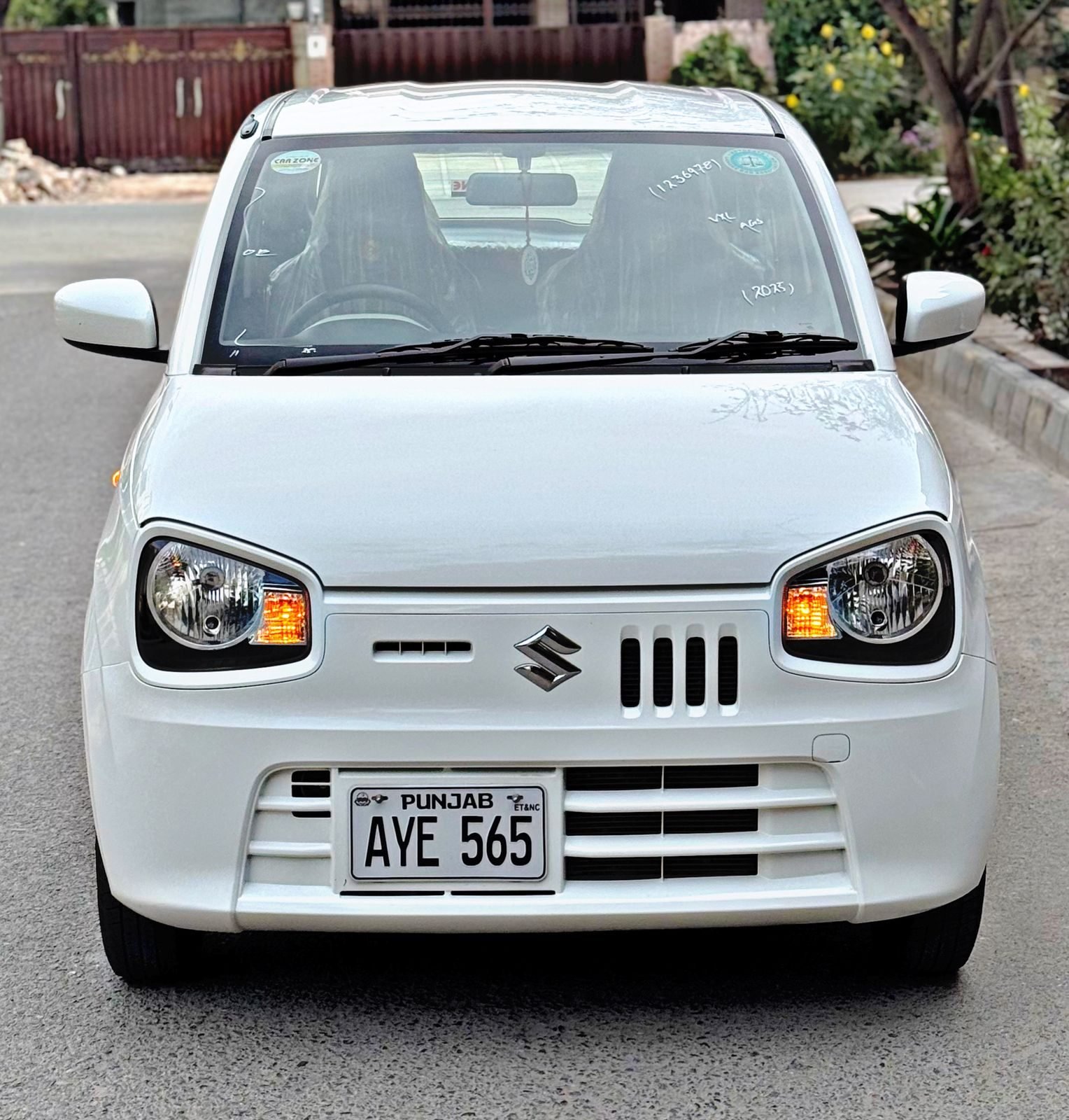 Suzuki Alto VXL AGS 2025 — main photo