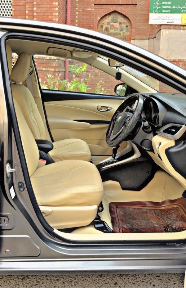 Toyota Yaris 1.5 CVT-i ATIV X 2021 photo 7