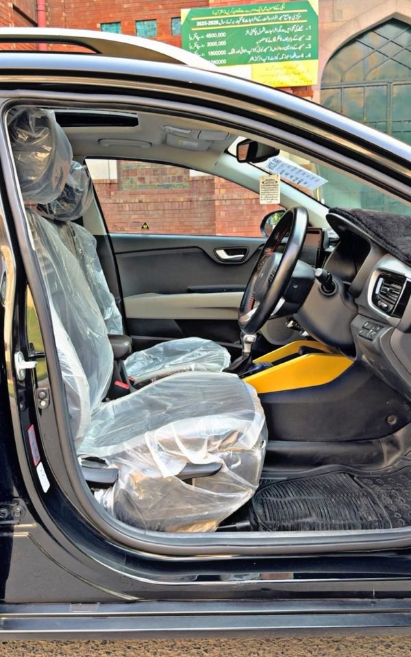 Kia Stonic EX+ 2024 photo 3