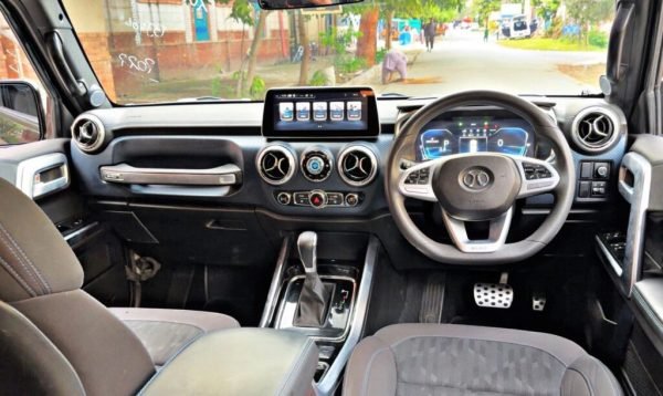 BAIC BJ40 Plus Honorable Edition 2022 photo 2