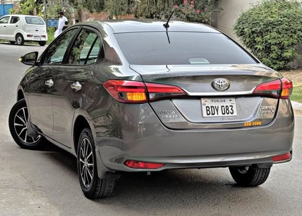 Toyota Yaris 1.5 CVT-i ATIV X 2021 photo 4