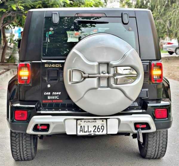BAIC BJ40 Plus Honorable Edition 2022 photo 5